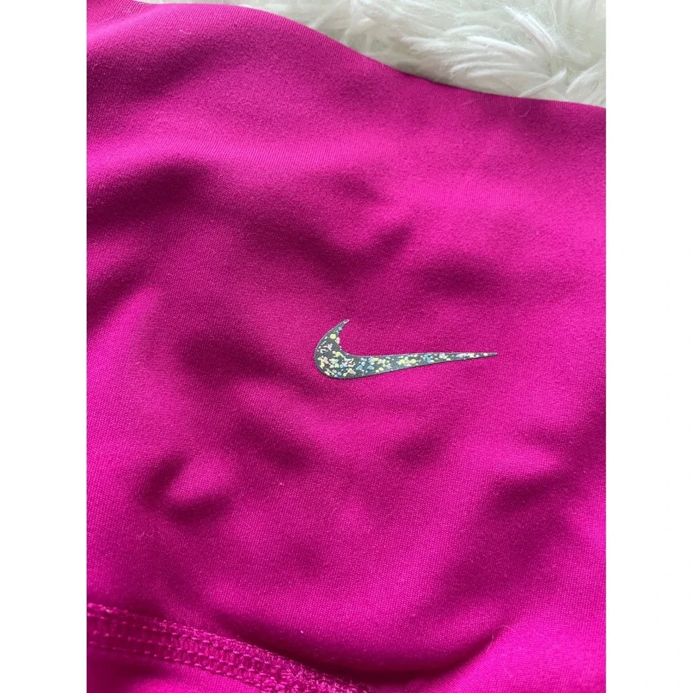 Nike Yoga Dri-FIT 7